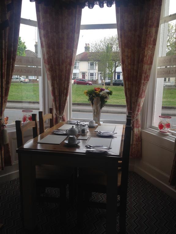 Rembrandt Guest House Great Yarmouth Ngoại thất bức ảnh