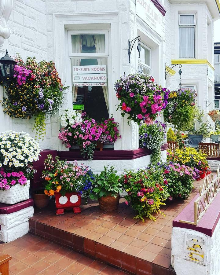 Rembrandt Guest House Great Yarmouth Ngoại thất bức ảnh
